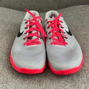 Size 7.5 Nike Metcons